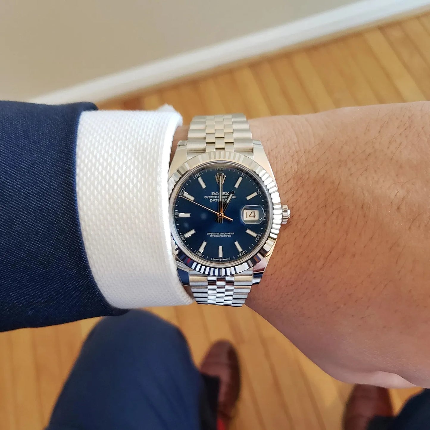 Datejust 41mm Oystersteel and white gold Bright Blue Dial 126334-0002