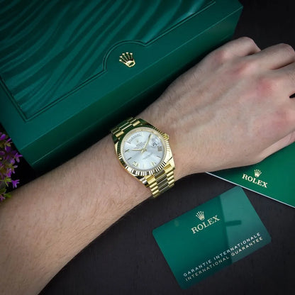 228238 DAY-DATE 40MM PRESIDENT 18K YELLOW GOLD SILVER ROMAN DIAL