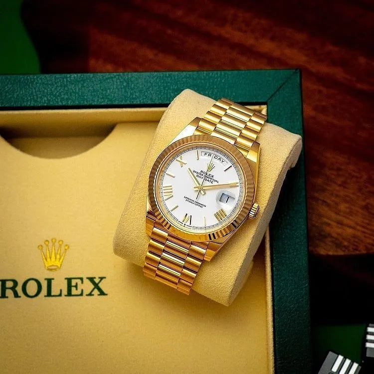 228238 DAY-DATE 40MM PRESIDENT 18K YELLOW GOLD SILVER ROMAN DIAL